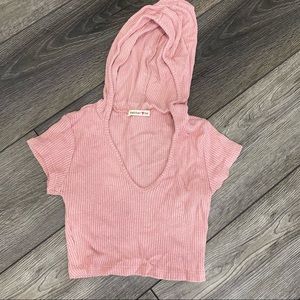 2 piece outfit crop top and crop pants